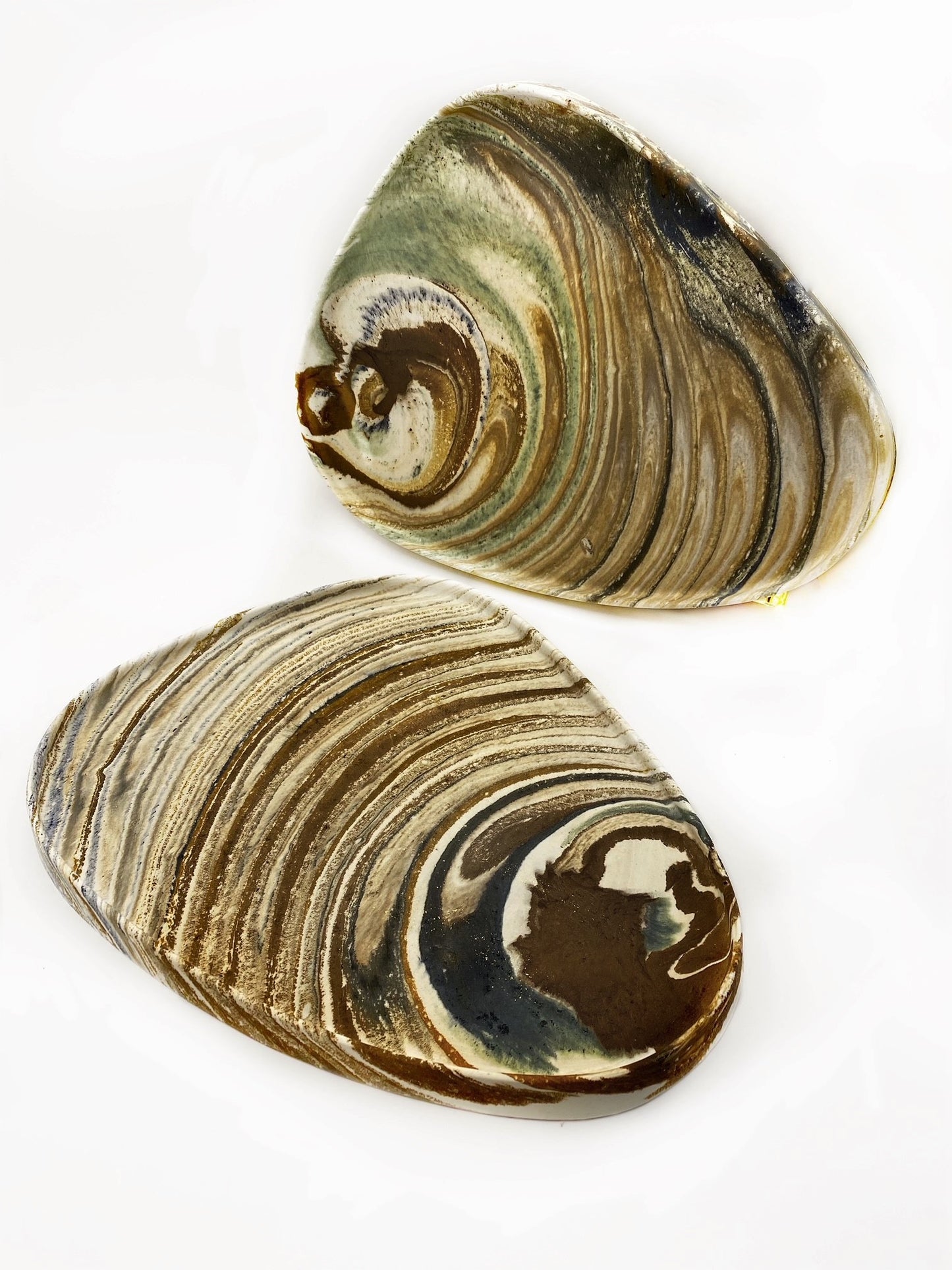 Lille fad med kant 17 x 13 cm