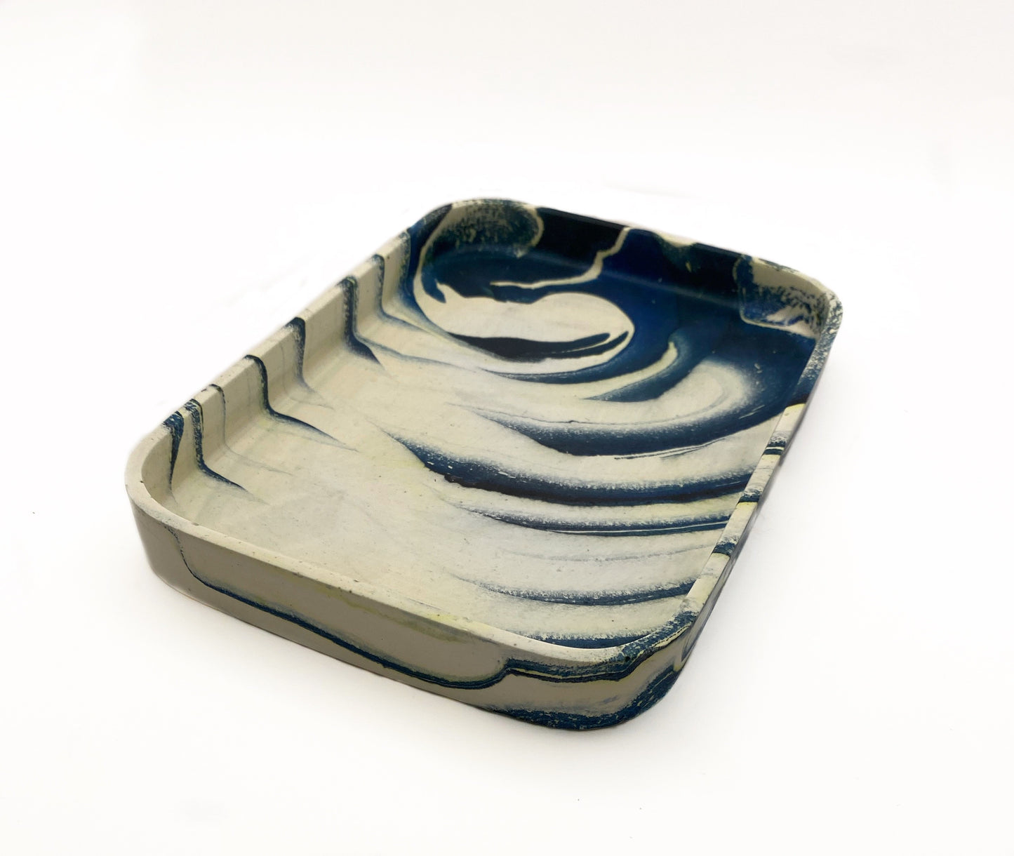 Skønt lille fad 22 x 16 cm